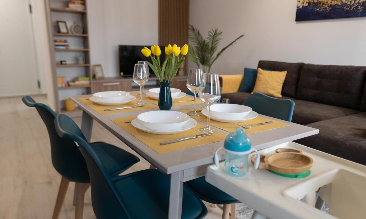 'Just Like Home' Apartment - With Private Parking Place 갈라치 외부 사진