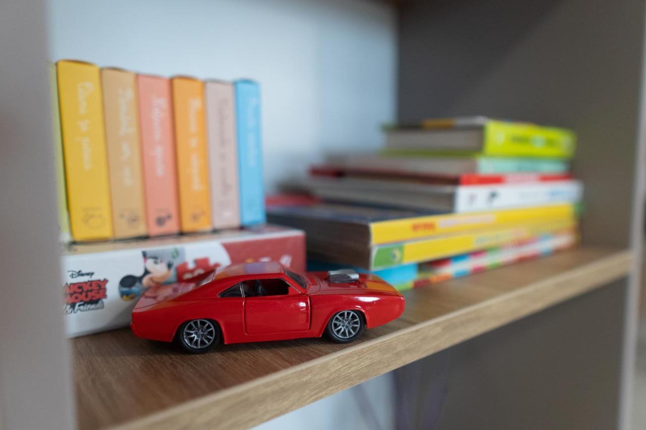 'Just Like Home' Apartment - With Private Parking Place 갈라치 외부 사진