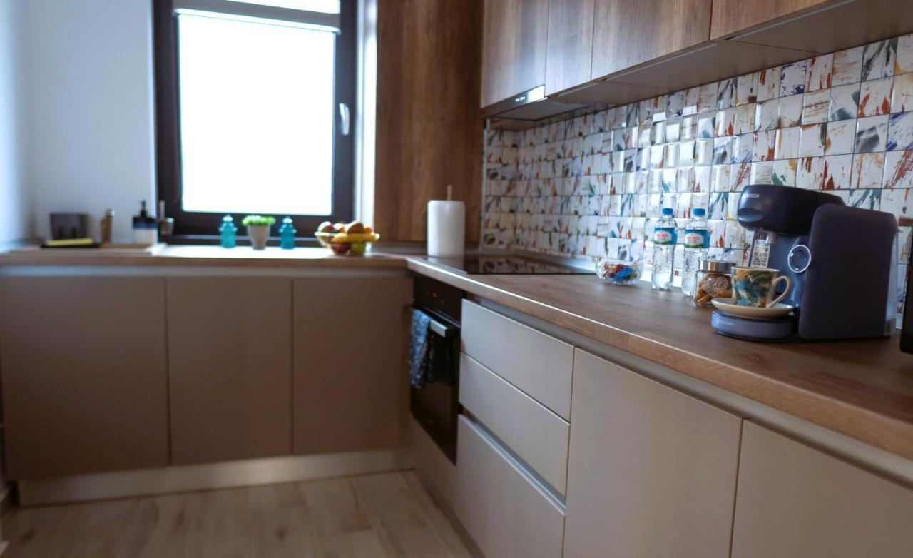 'Just Like Home' Apartment - With Private Parking Place 갈라치 외부 사진